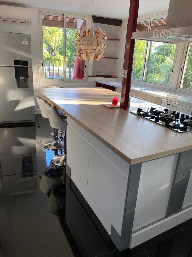 Cavaliere Apt 125M2 Piscine Le Lavandou Bagian luar foto